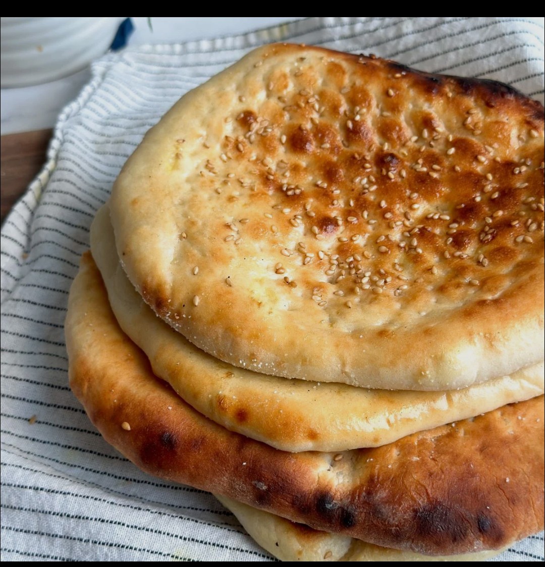 Raoghni Naan
