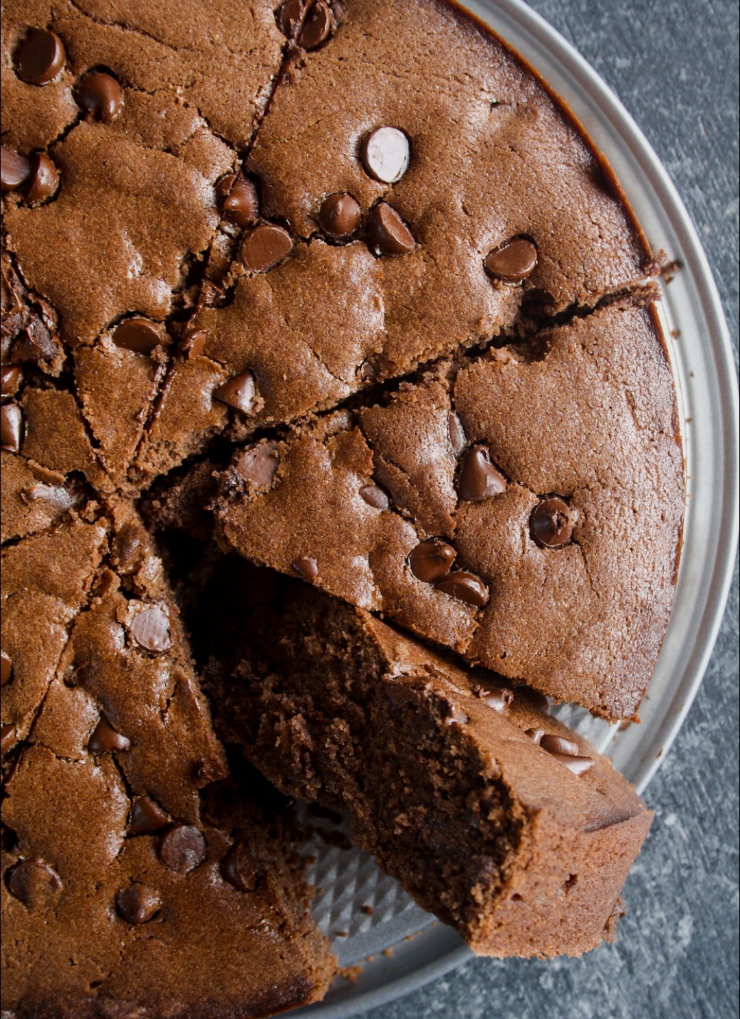 2 (Pound) Choco Chip cake