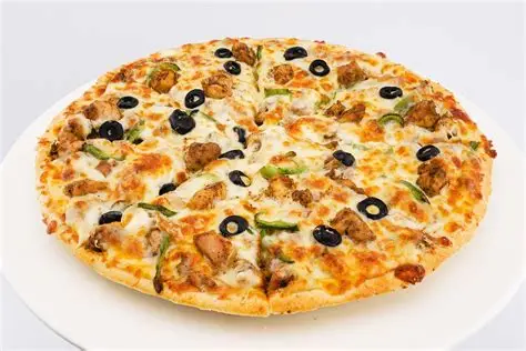 Chicken tikka pizza medium
