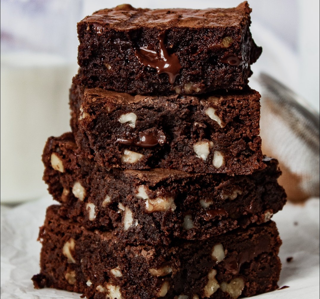 Cupcake Treats Flavoured  Brownie With walnut