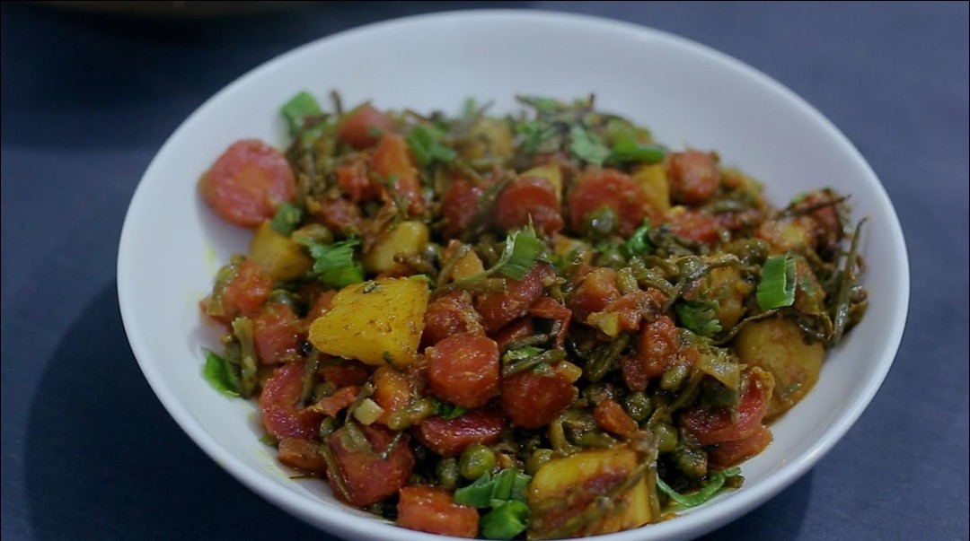 Sabzi Salan plate
