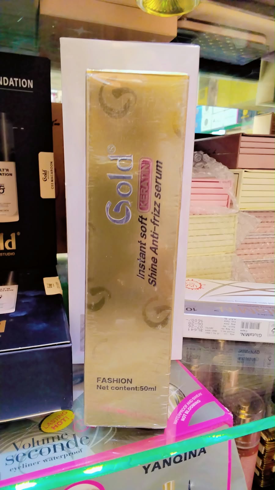 Gold  Instant Soft Shine Anti Frizz Serum